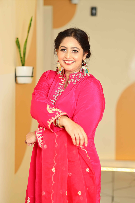 Pink Kurta Set with Golden Embroidery & Dupatta
